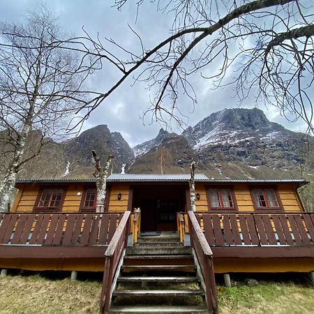 Trollstigen Camping And Gjestegard Ξενοδοχείο Åndalsnes Εξωτερικό φωτογραφία