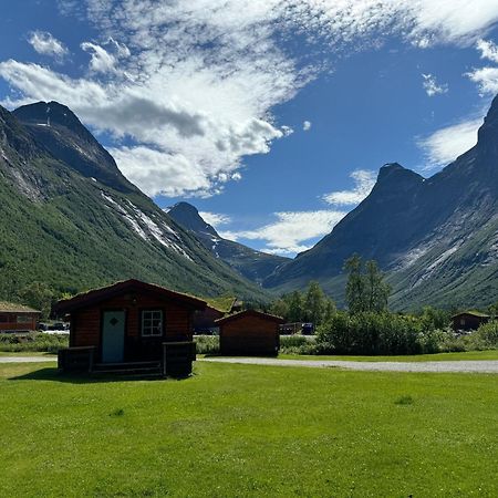 Trollstigen Camping And Gjestegard Åndalsnes Εξωτερικό φωτογραφία