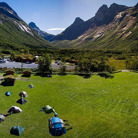 Trollstigen Camping And Gjestegard Ξενοδοχείο Åndalsnes Εξωτερικό φωτογραφία