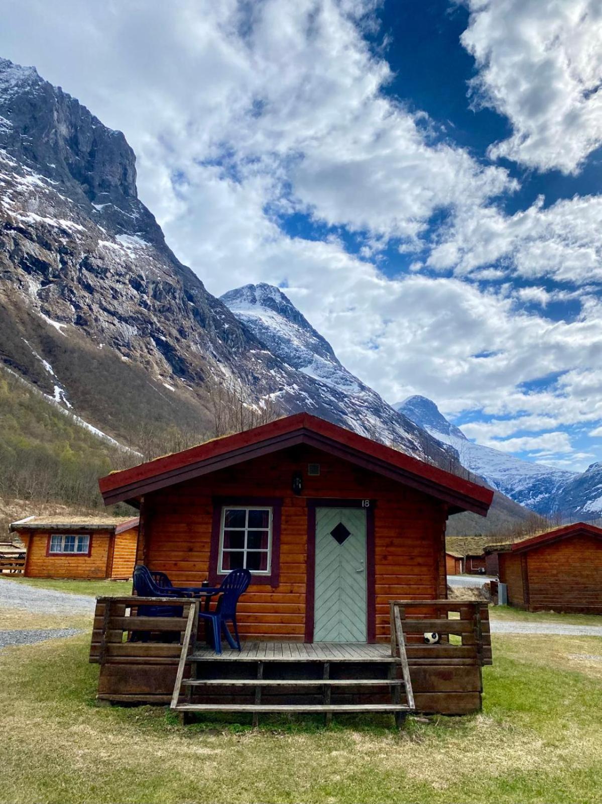 Trollstigen Camping And Gjestegard Ξενοδοχείο Åndalsnes Εξωτερικό φωτογραφία