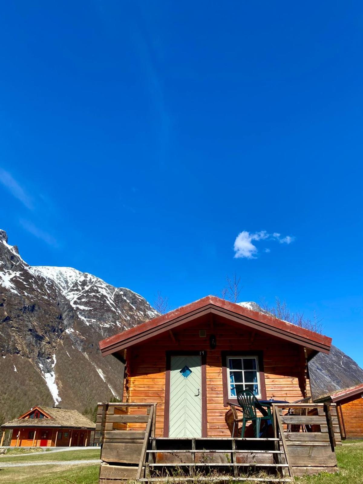 Trollstigen Camping And Gjestegard Ξενοδοχείο Åndalsnes Εξωτερικό φωτογραφία